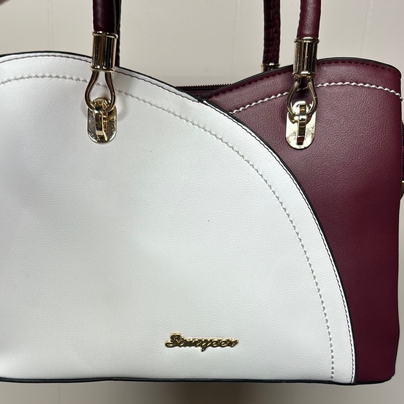 Chic Brown and White Crossbody Bag with Structured Design - Picture 2 of 13